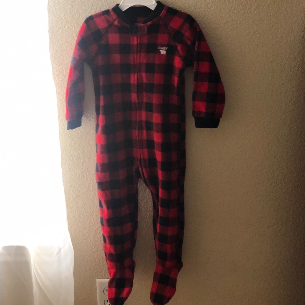 ❤️🖤BRAND NEW 2T super soft onesie pajamas❤️🖤